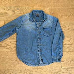 Abercrombie & Fitch denim button down shirt